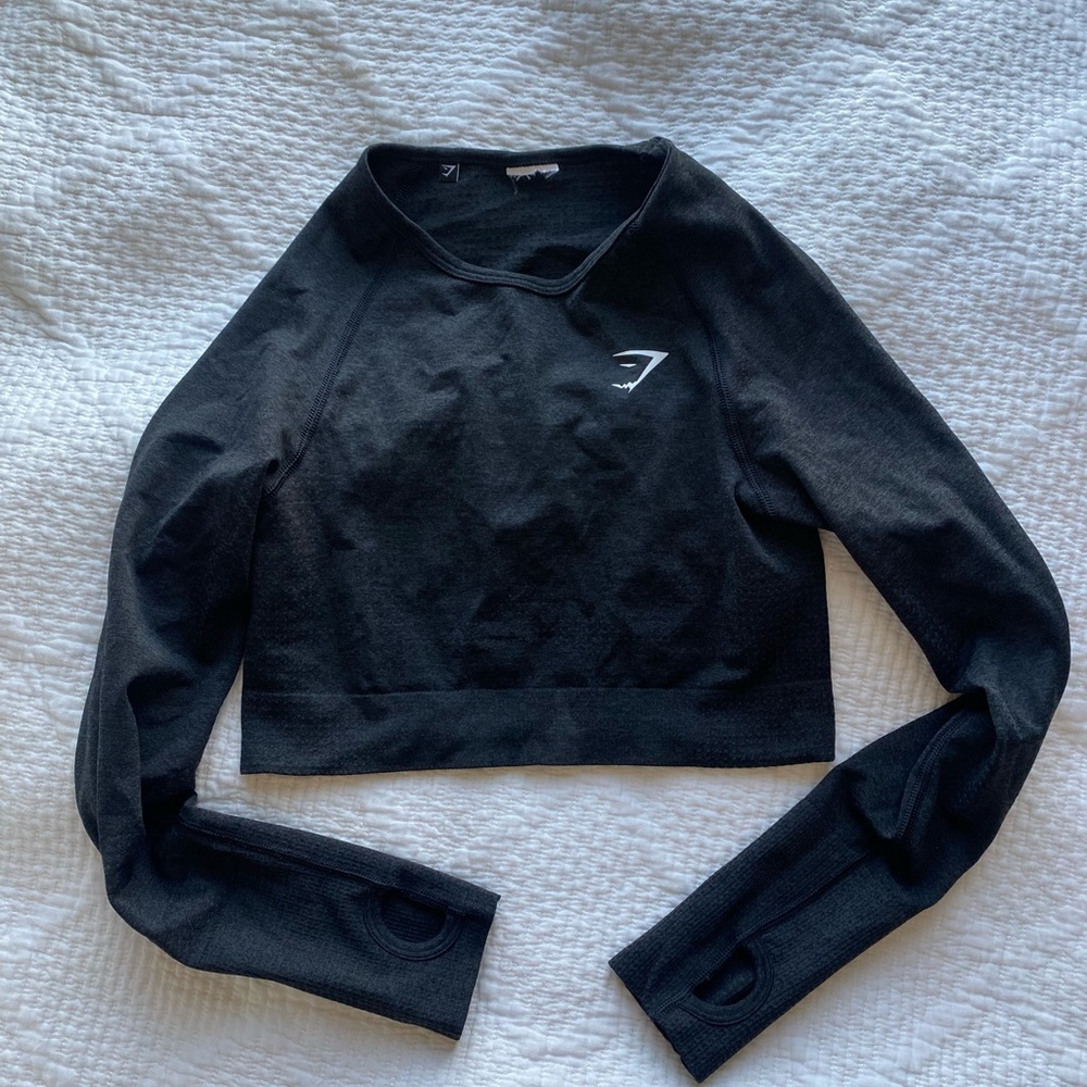 Gymshark black top small